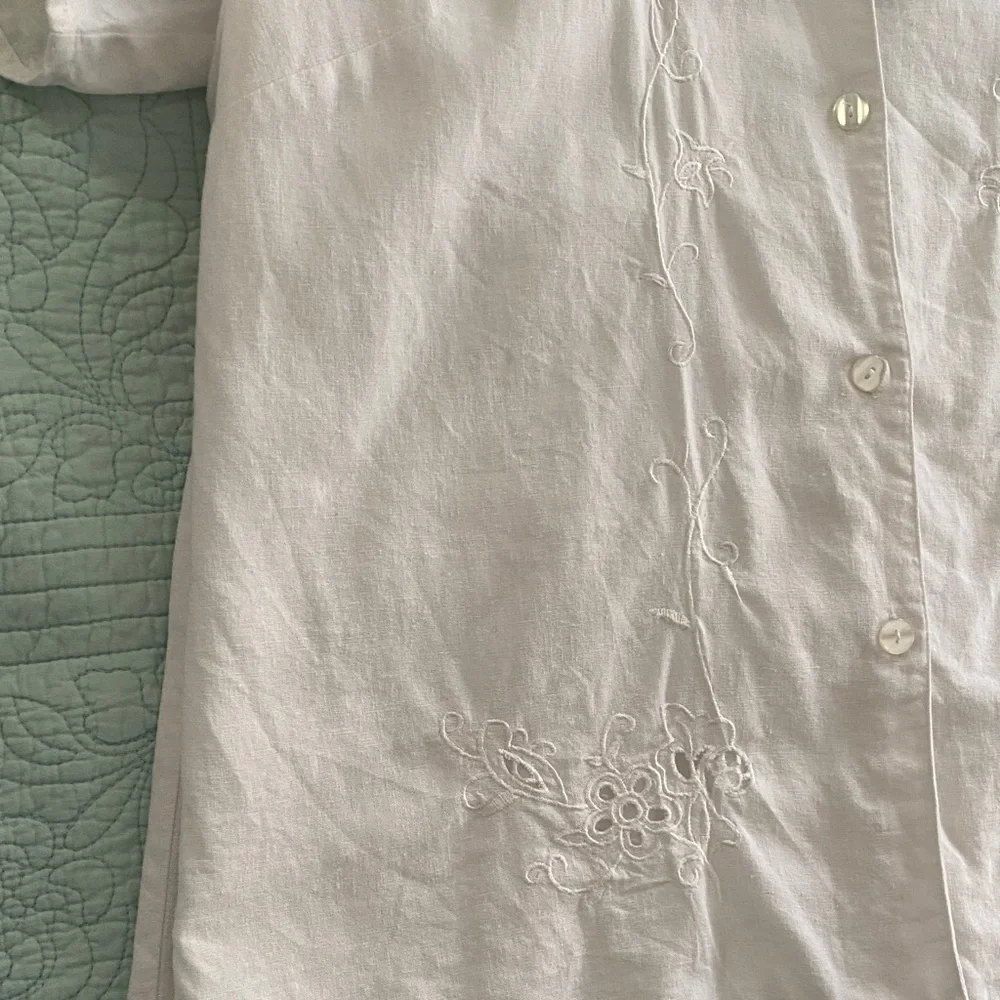 Vintage White Linen Set - Picture 5 of 12